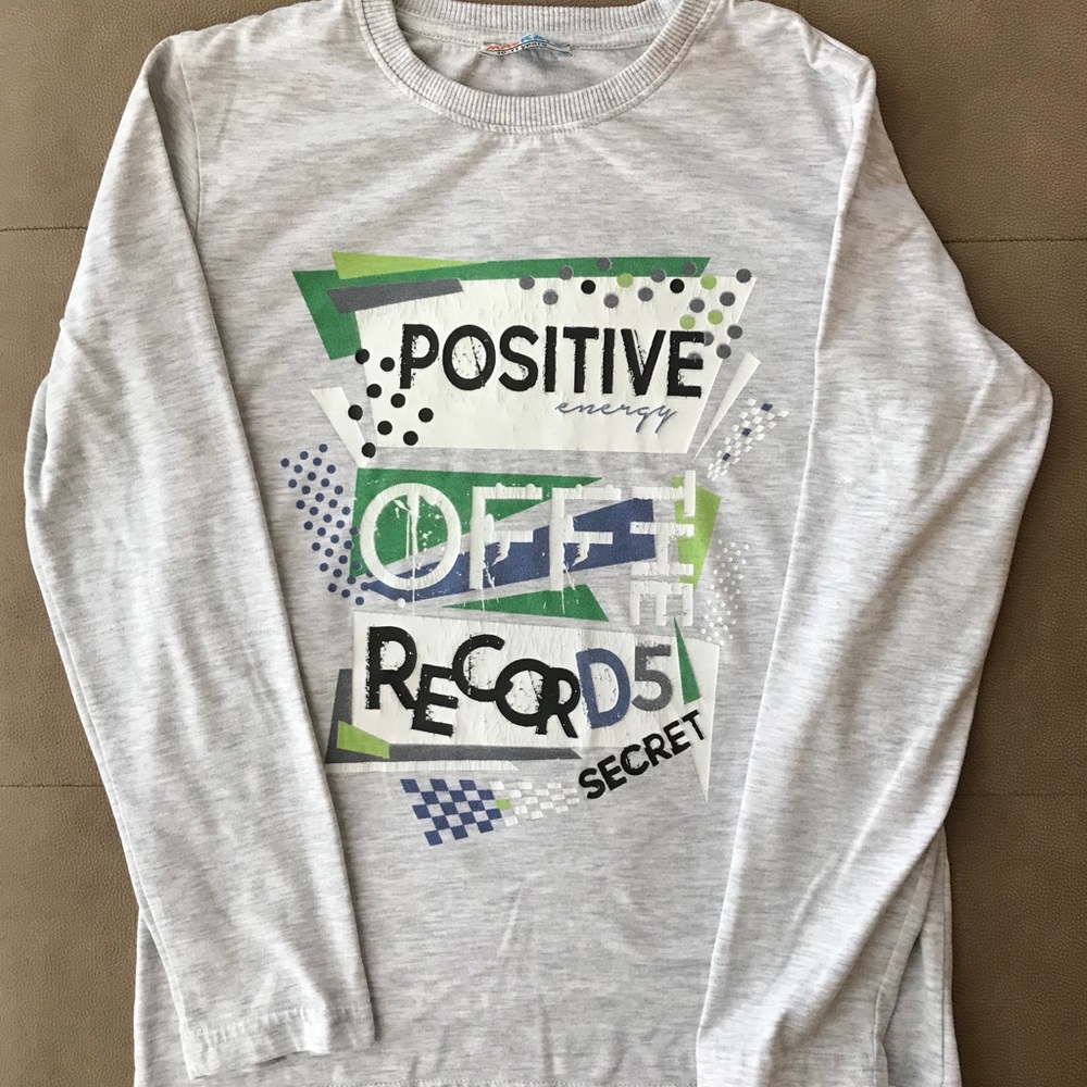 Final sale Grey cotton tee shirt for kids size 10-11